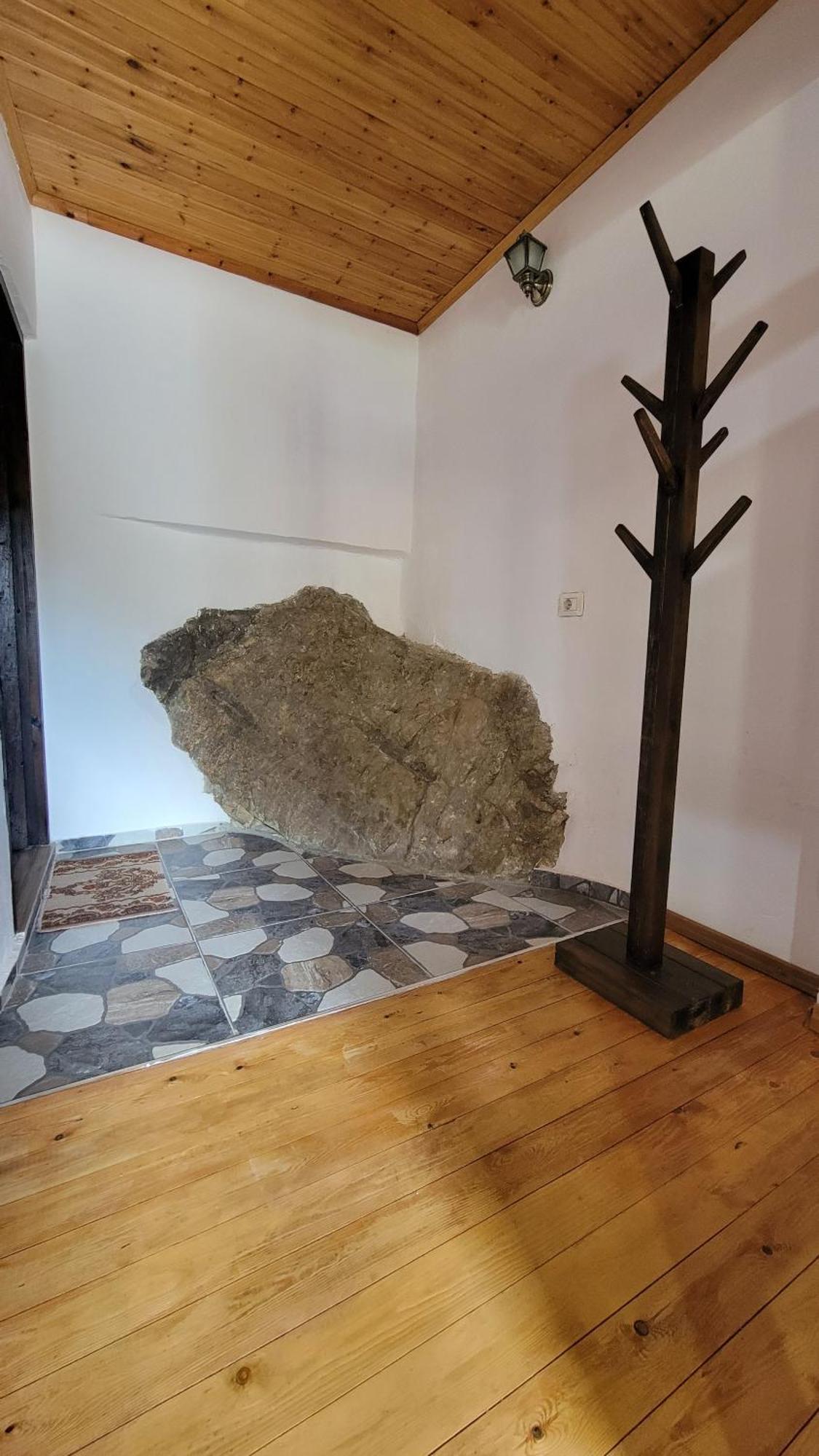 Guest House Mangalem Берат Екстериор снимка