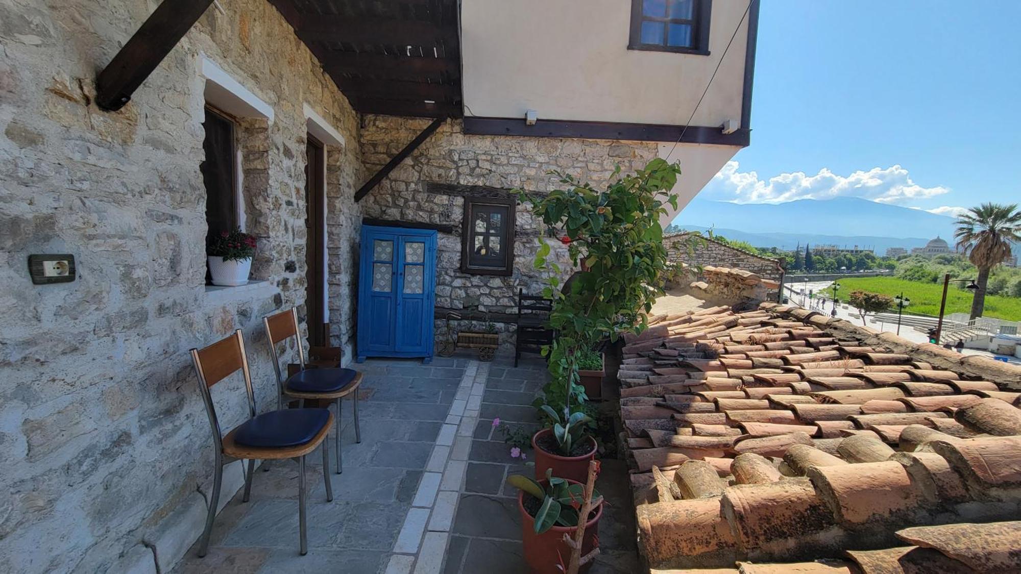 Guest House Mangalem Берат Екстериор снимка