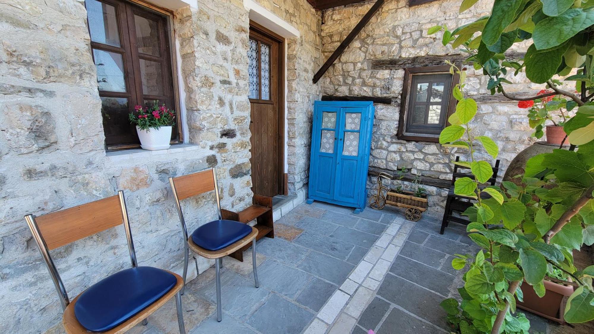 Guest House Mangalem Берат Екстериор снимка